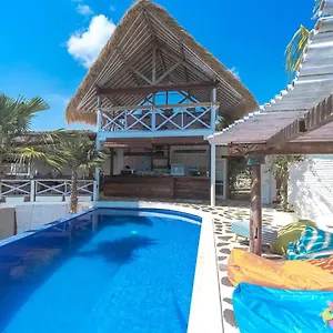 ** Pensión Despacito Loft & Lounge Indonesia